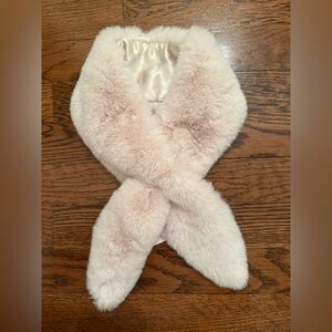 NWT H&M Cream Mini Scarf